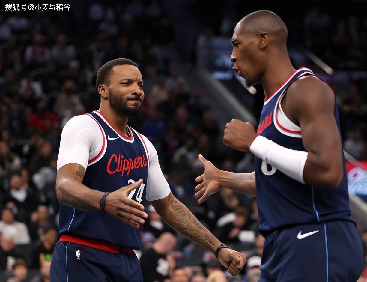 Ming迎来十赛季出色发挥，快船观众热烈欢呼！