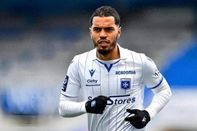 美国队带队取胜！，Uzi重要时刻表现优异引发球迷热议